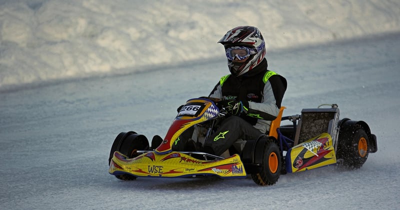 Entretien de la chaîne de kart : comment la nettoyer et la lubrifier comme un pro