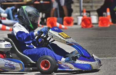Maîtrisez la position de votre siège de kart en 2026 pour des courses réussies